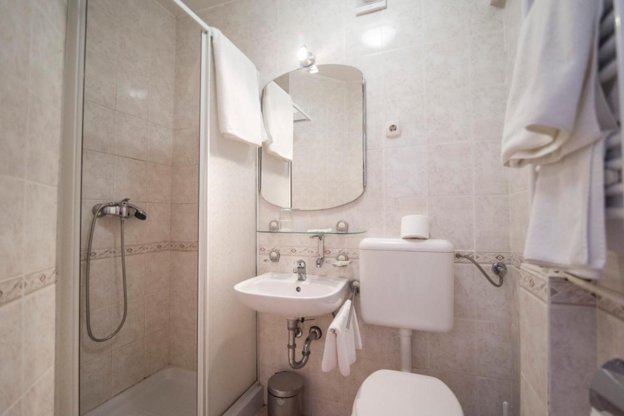 Hotel Prebold Экстерьер фото